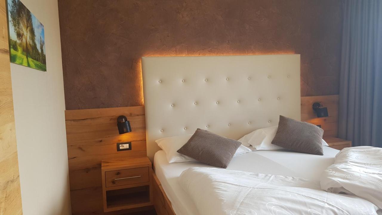 Aparthotel Malga Caldaro Esterno foto